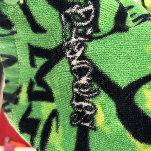 Towel: miami Graffiti street art beach towel used - Picture 4 of 4